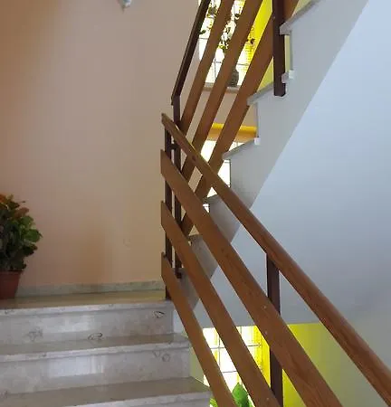 Tea Apartment *