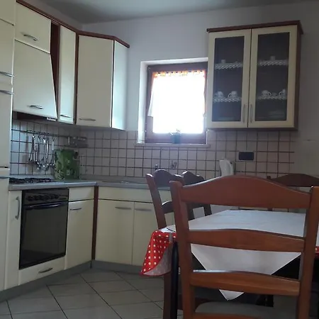 Tea Apartment *