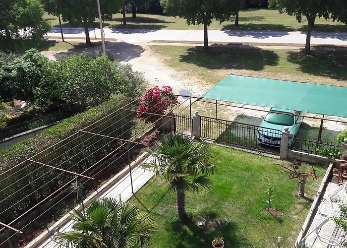 Tea 아파트 로비니